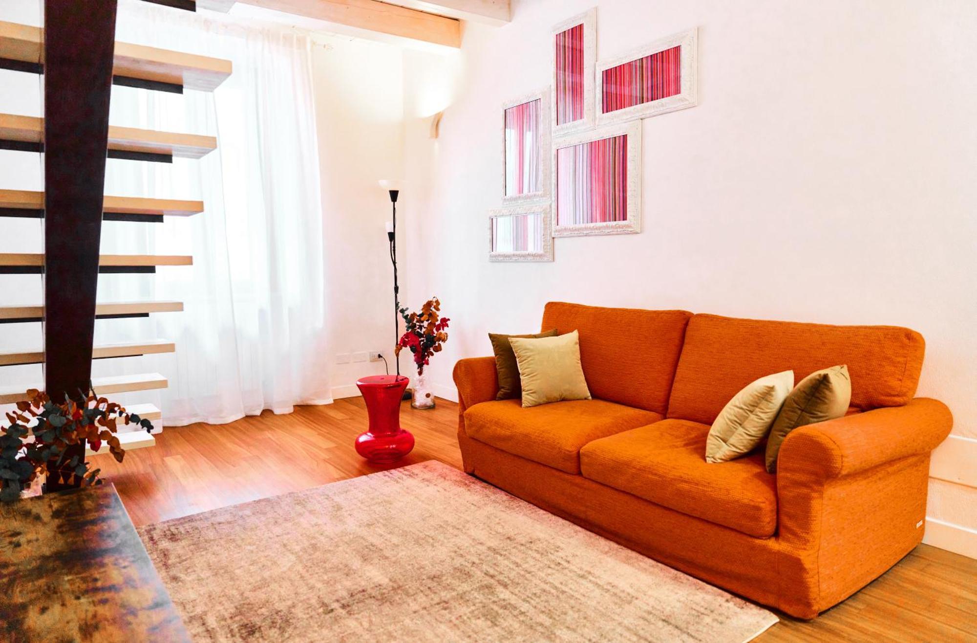 Riverside Loft Navigli - Spacious Two-Bedroom Apartment Milão Exterior foto